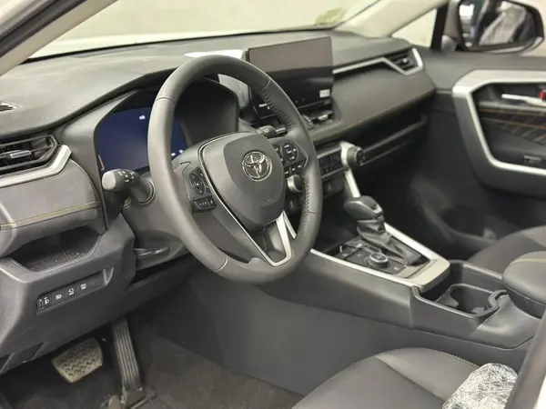 تویوتا، راوفور