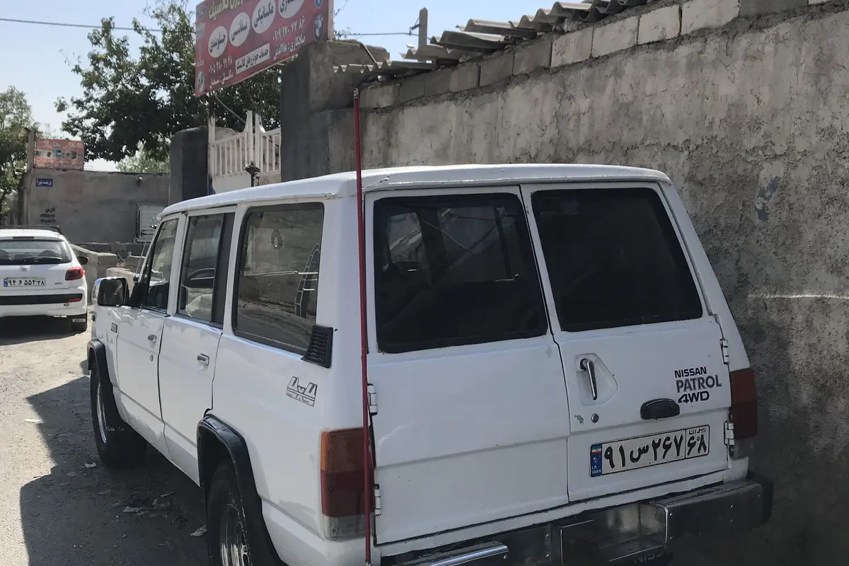 نیسان،  پاترول چهار در