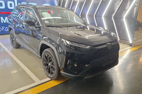 تویوتا، راوفور هیبرید