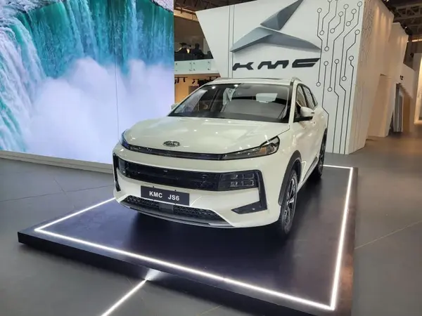 کی ام سی، SR6