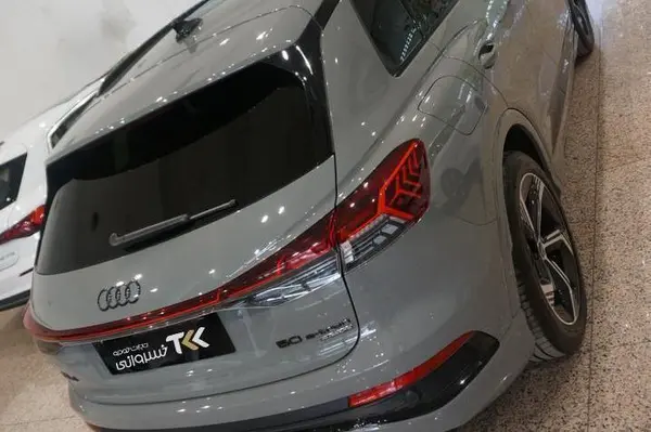 پیش فروش آئودی، Q4 e-tron