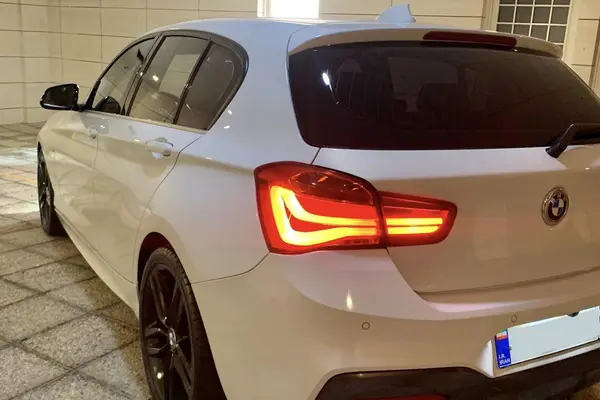 ب ام و، سری 1 هاچ بک