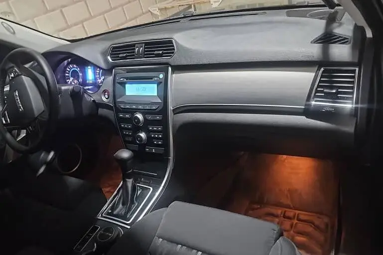 گریت وال،  هاوال M4