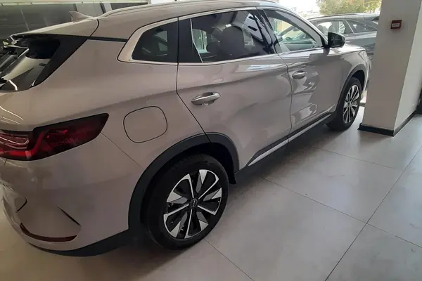 بی وای دی، سانگ پلاس DMi