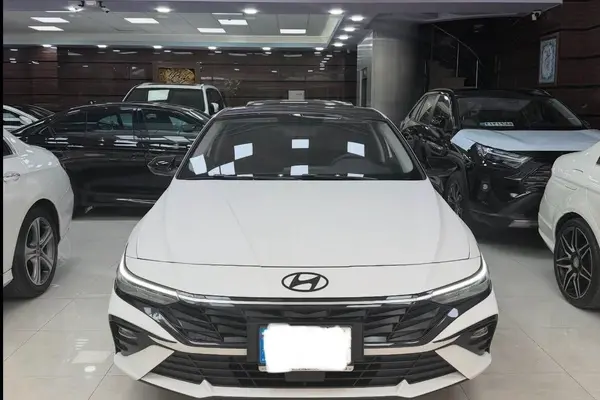 هیوندای  النترا