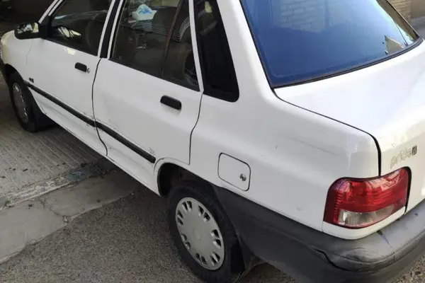 پراید، صندوق دار