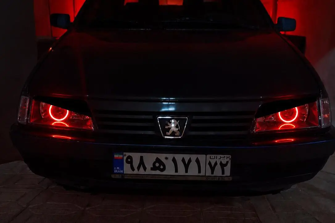 پژو،  405