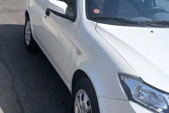 ساینا،  S