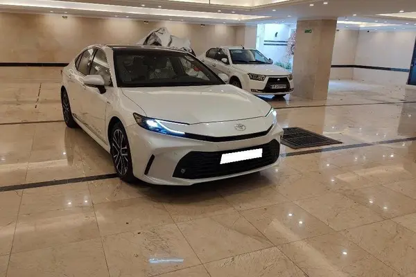 تویوتا، کمری هیبرید