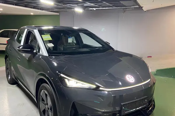 فولکس، آی دی یونیکس