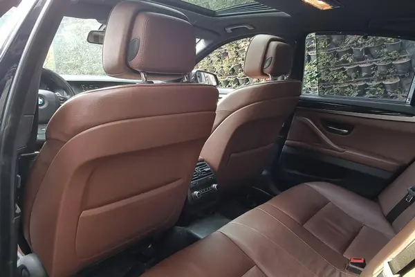 ب ام و، سری 5 سدان