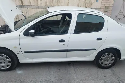 پژو، 206 SD