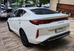 کی ام سی، J7