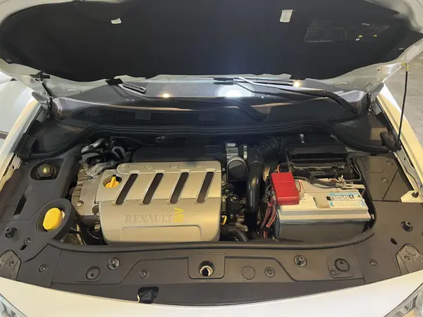 رنو، مگان (مونتاژ)