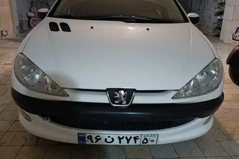 پژو، 206