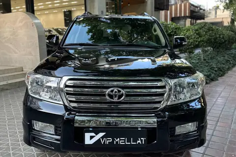 تویوتا، لندکروز چهار در