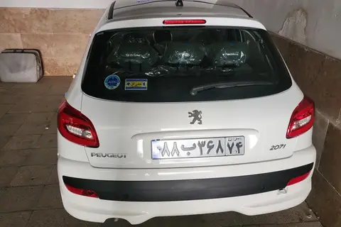 پژو، 207