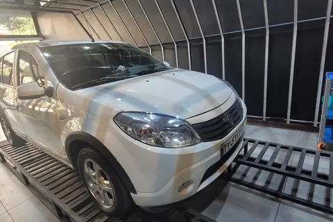 رنو، ساندرو