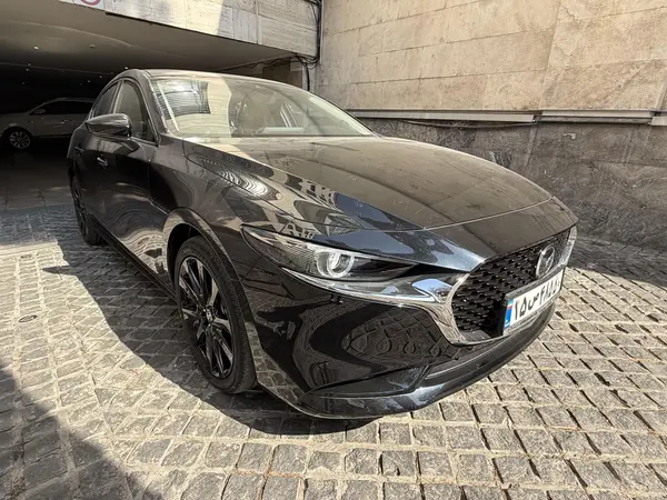 مزدا، 3 وارداتی