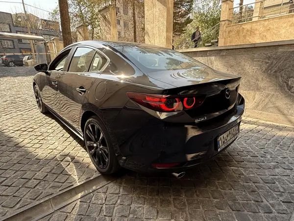 مزدا، 3 وارداتی