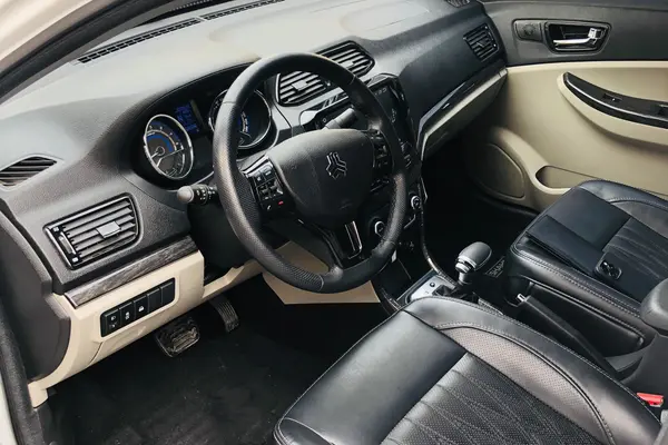 شاهین، G اتومات