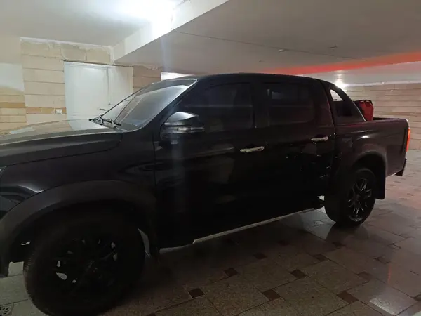 کی ام سی  T8