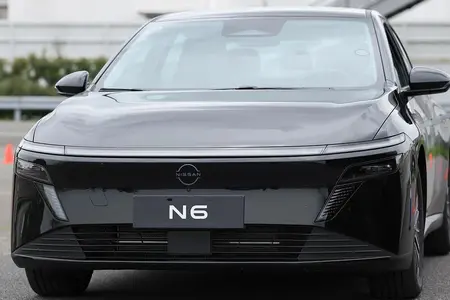 نیسان N6