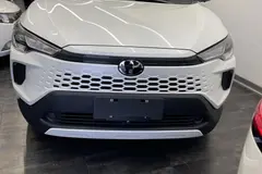 تویوتا، کرولا کراس هیبرید