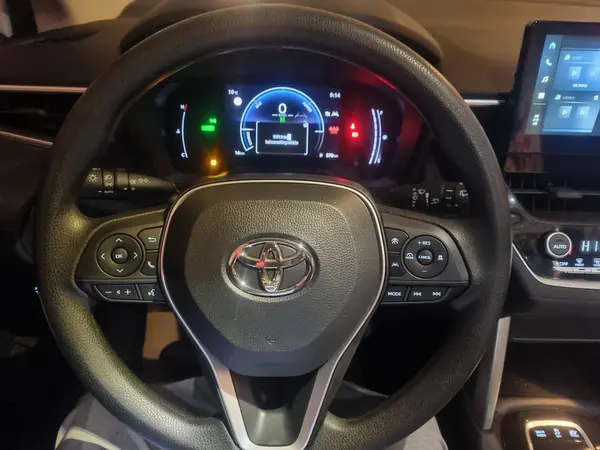 تویوتا، فرانت لندر هیبرید