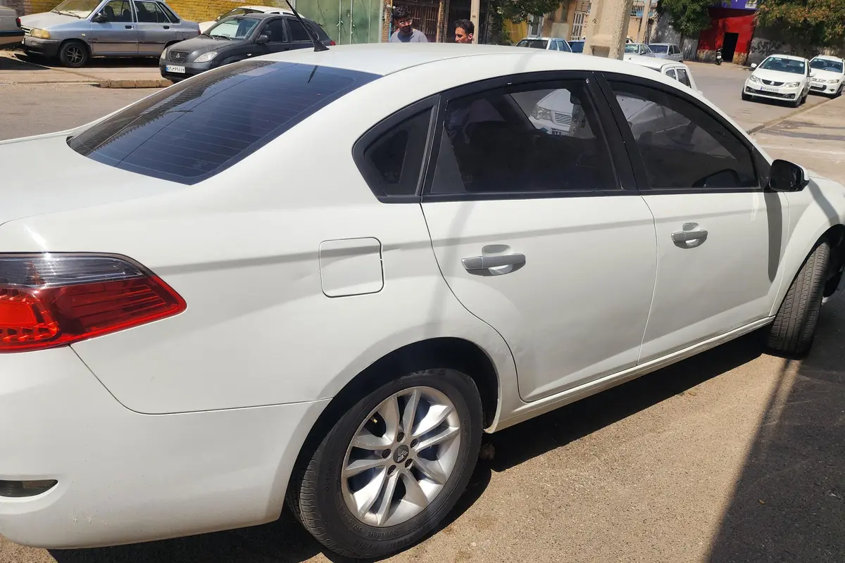برلیانس،  H330