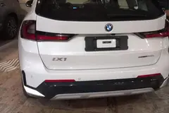 ب ام و، iX1