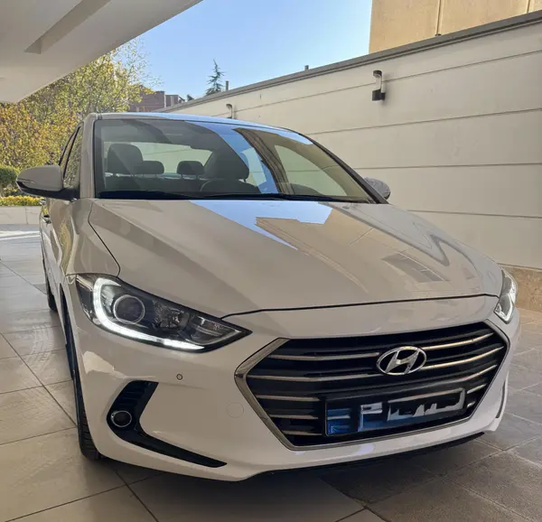 هیوندای، النترا