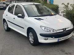پژو، 206