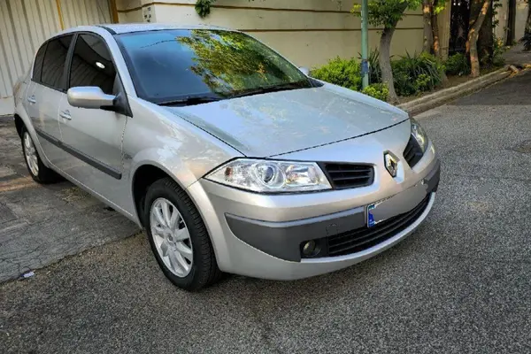 رنو، مگان (مونتاژ)