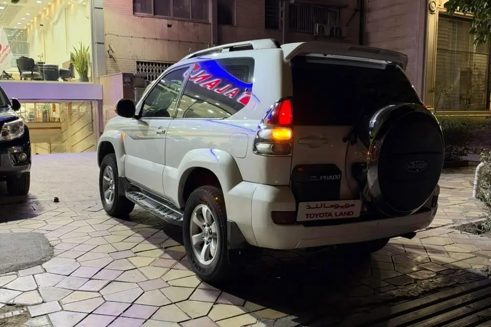 تویوتا،  پرادو دو در