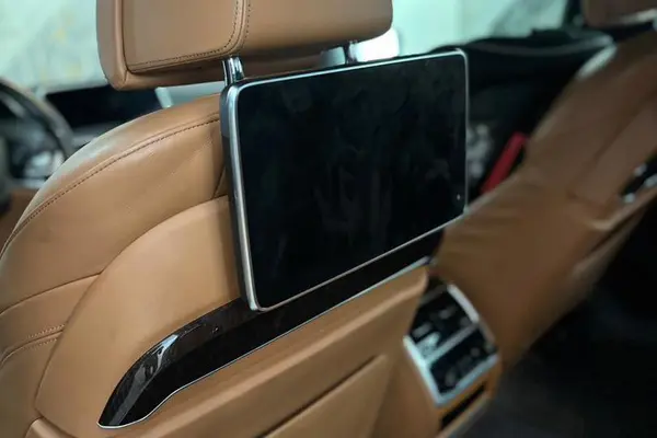 ب ام و، سری 7