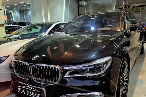 ب ام و، سری 7