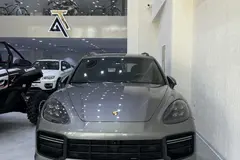 پورشه، کاین