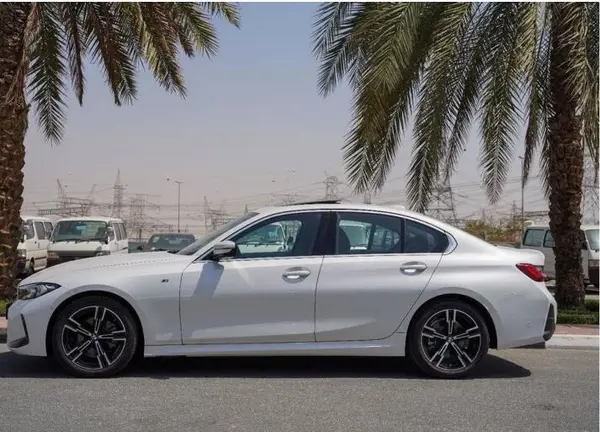 ب ام و، سری 3 سدان