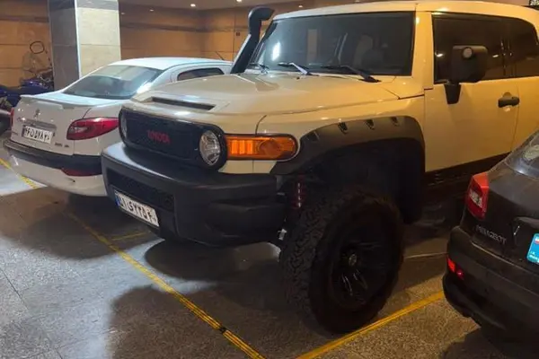 تویوتا، اف جی کروز