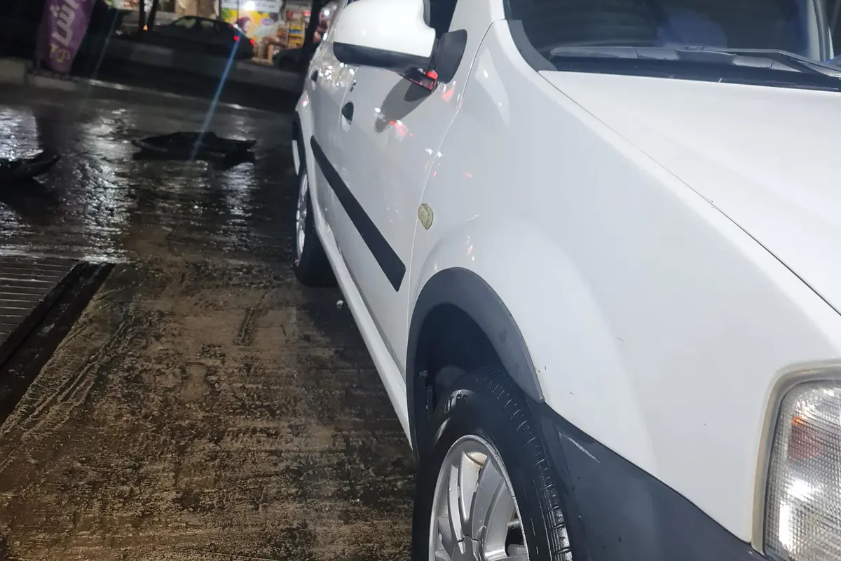 رنو،  تندر 90