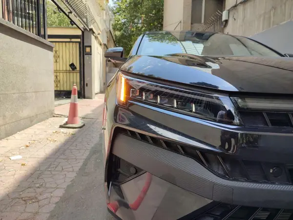 پیش فروش کی ام سی، J7