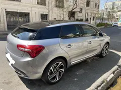 دی اس، 5