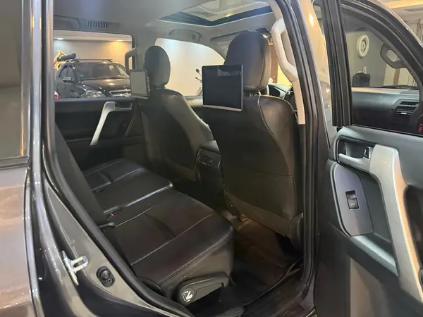 تویوتا، پرادو  چهار در