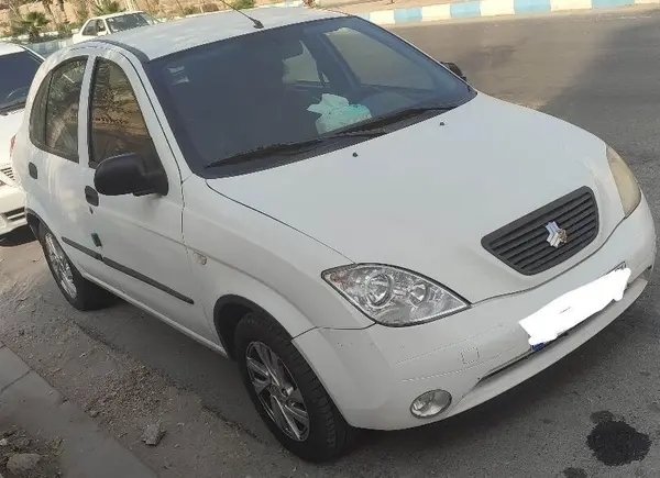 تیبا، هاچ بک