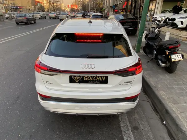 آئودی، Q4 e-tron