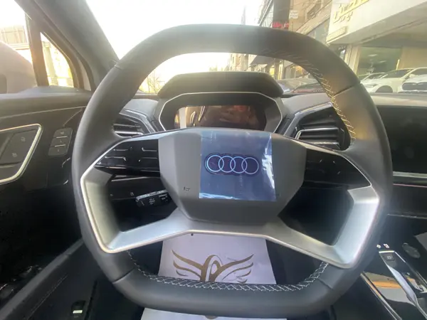 آئودی، Q4 e-tron