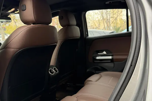 بنز، کلاس EQA