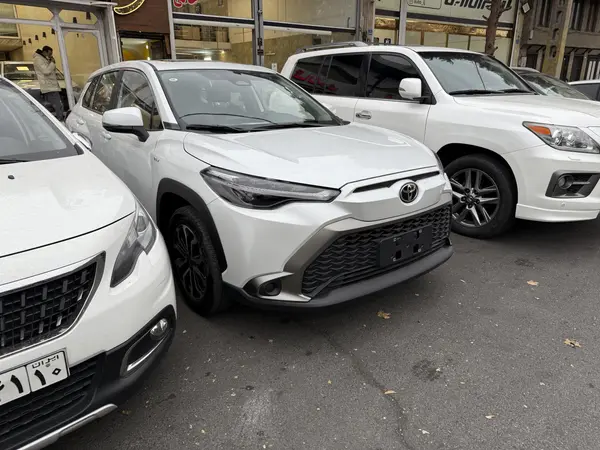 تویوتا، فرانت لندر هیبرید