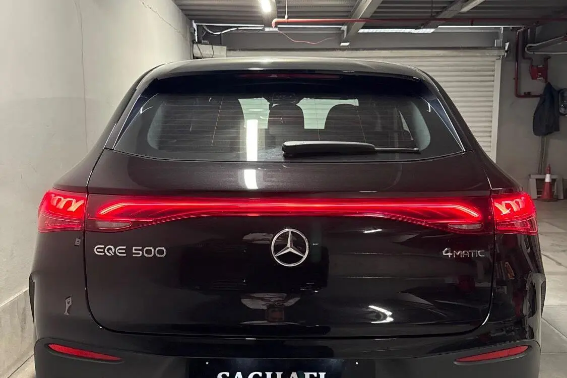 بنز،  EQE SUV